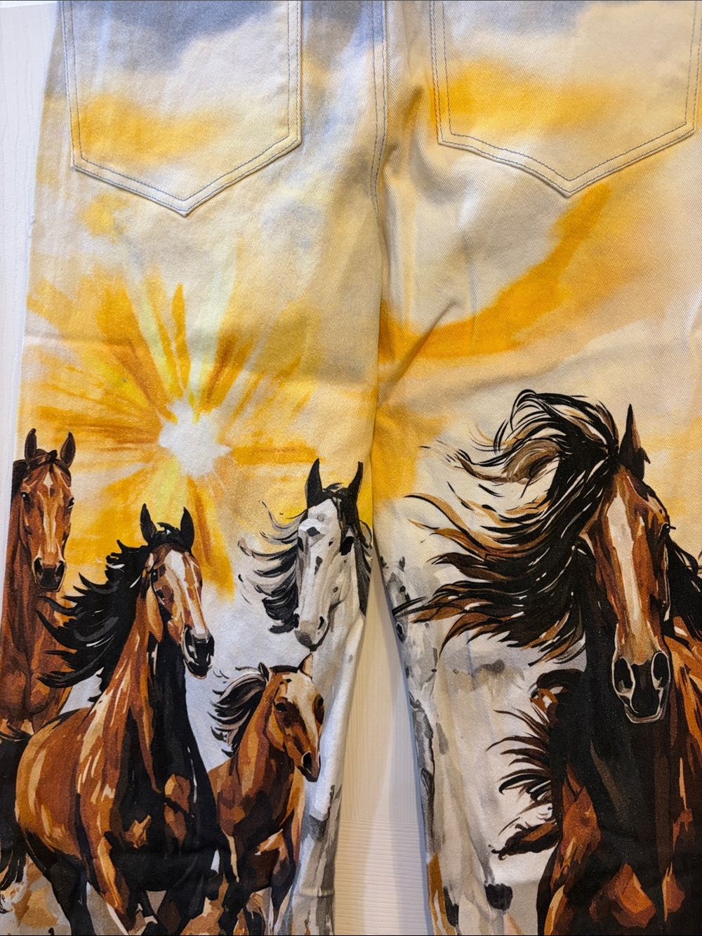 NWT Western Flare Wide-Leg Jeans Yellow Sun Brown Horse Painted Print - Picture 6 of 8